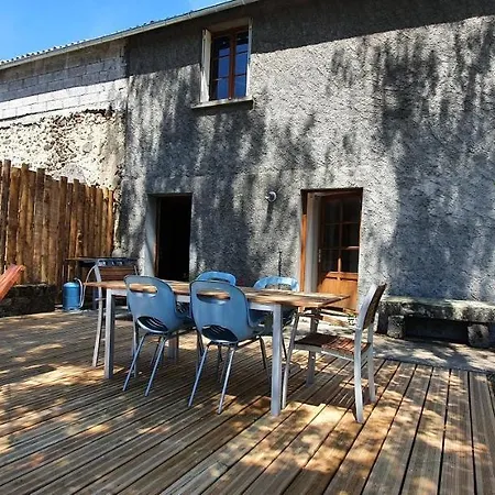 Dom wakacyjny Terrasse Du Couchant #lac#terrasse#calme Aydat